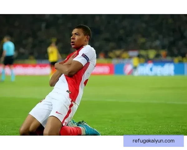 两代前锋的较量：伊萨克与哈兰德的进攻风暴持续引发关注